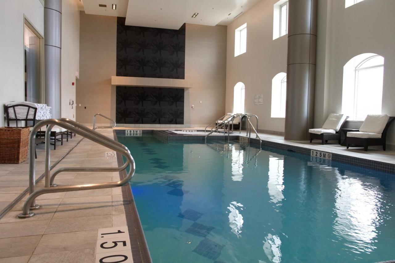 Hotel Casino New Nouveau Brunswick มองก์ตัน ภายนอก รูปภาพ