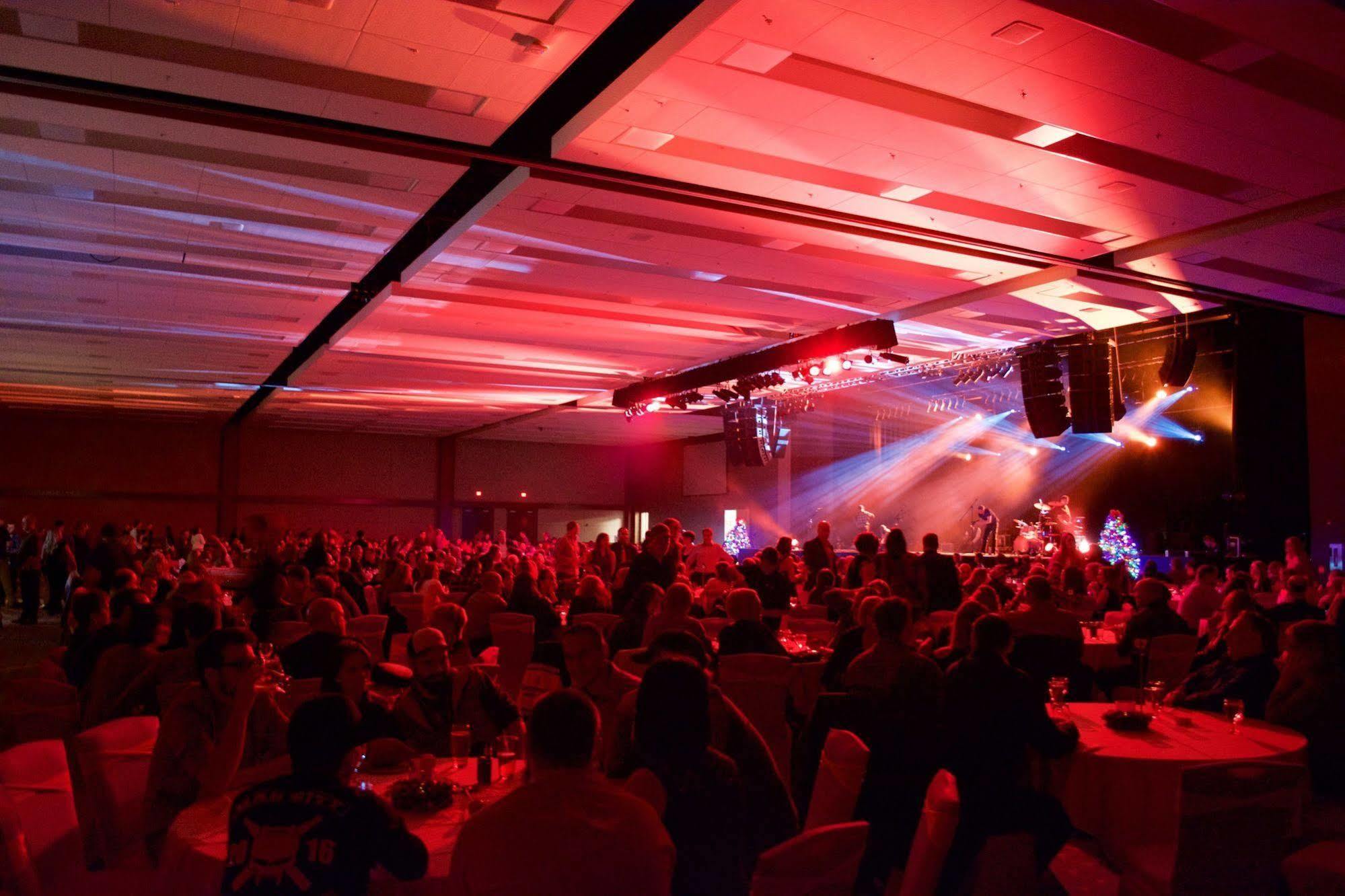 Hotel Casino New Nouveau Brunswick มองก์ตัน ภายนอก รูปภาพ